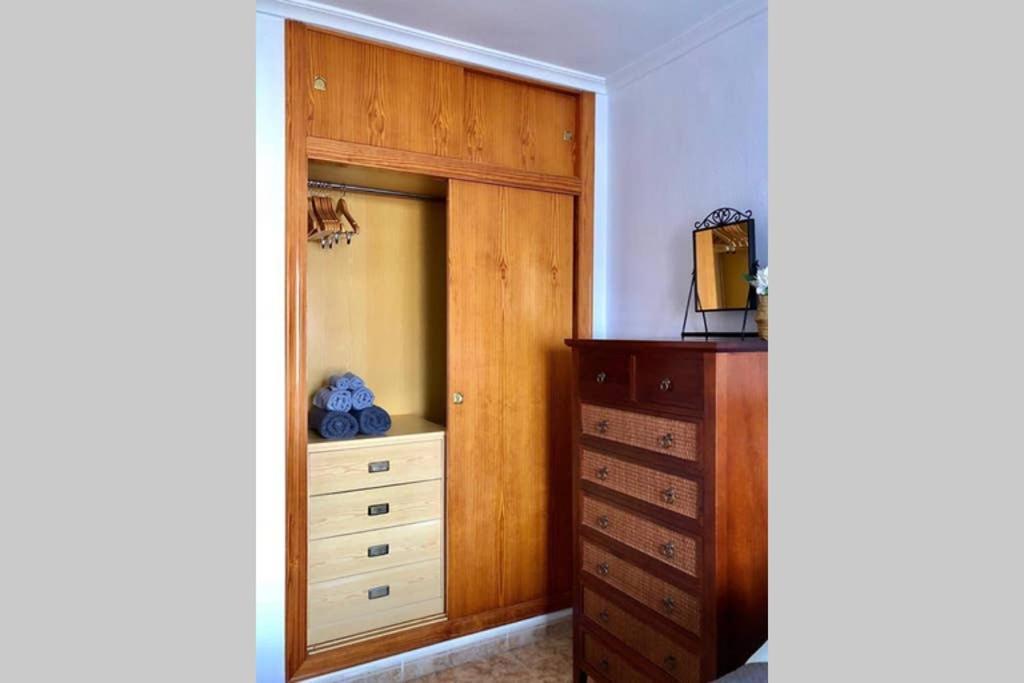 Apartamente Gil Vallejos Torrevieja Eksteriør bilde