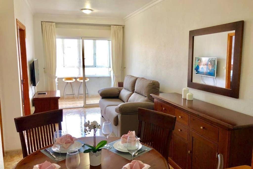 Apartamente Gil Vallejos Torrevieja Eksteriør bilde